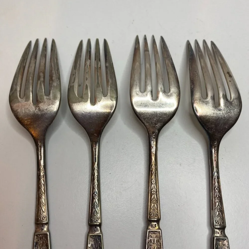SET OF 4 ANTIQUE REED & BARTON 